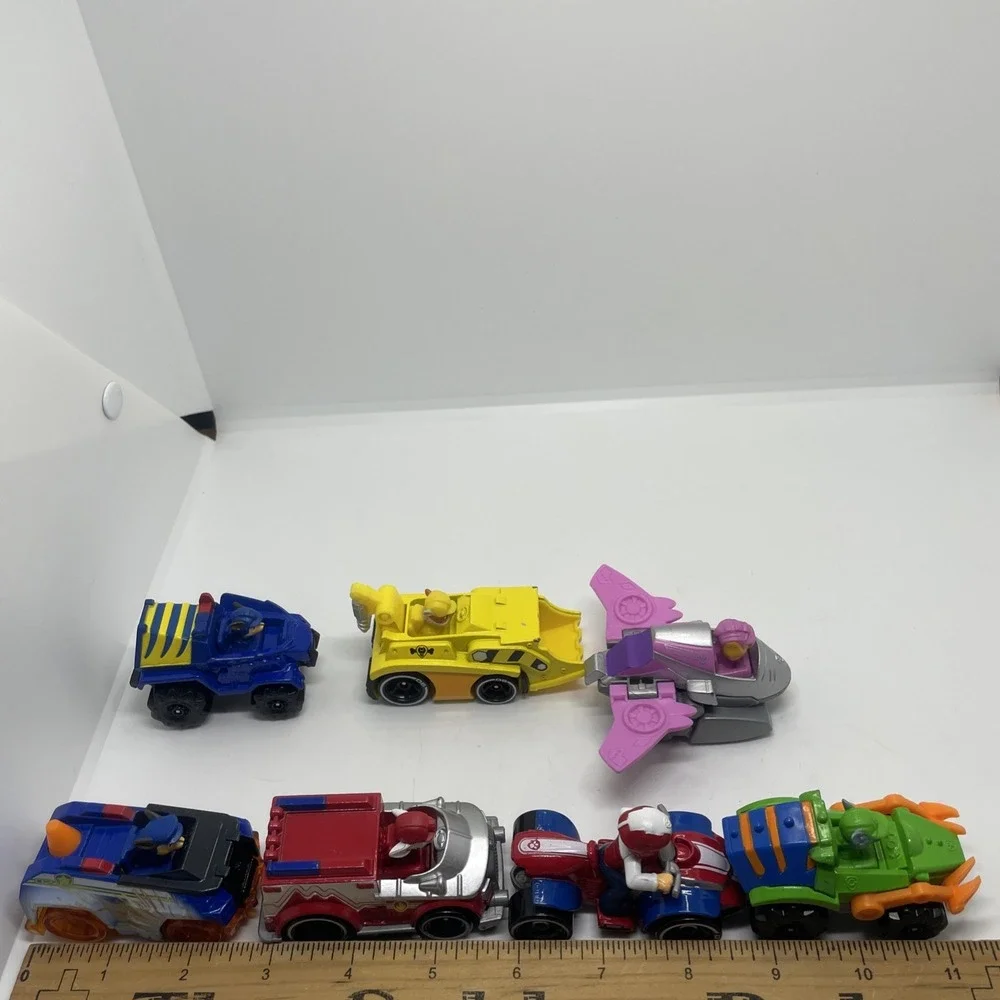 PAW‎ Patrol, 7 Collectible Die-Cast Toy Cars,...Spin Master